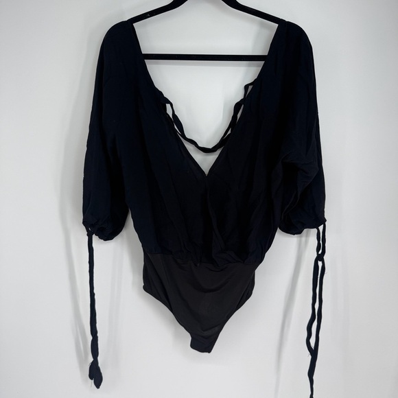 For Love and Lemons Long Sleeve V Neck Tie Detail Sleeve Bodysuit - Picture 1 of 4